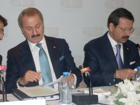 Bakan Çağlayan: Yeni Bir Rekor Kırıp, İhracatta 135 Milyar Doları Yakalayacağız