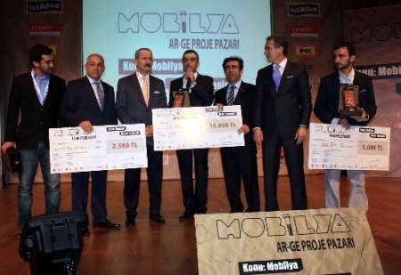 Bakan Çağlayan'dan bankalara 'ahlaktan edepten yoksun' benzetmesi