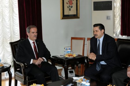 Bakan Çelik, Başkan Altepe'yi ziyaret etti