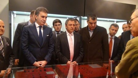 Bakan Çelik, Kalehöyük Arkeoloji Müzesi'ni ziyaret etti