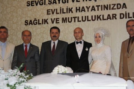 Bakan Çelik, Nikah Şahidi Oldu