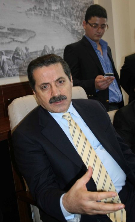 Bakan Çelik: Asgari ücretin bin 400 lira olmasından hükümet memnuniyet duyar