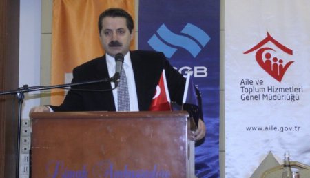 Bakan Çelik: Ayrımcılığı kaldıracağız, ancak karşılıklı adımlar atmalıyız