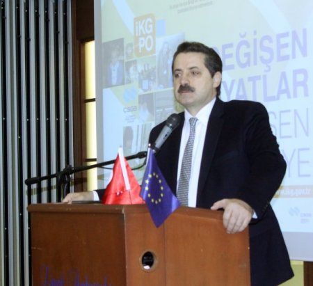 Bakan Çelik: Ayrımcılığı kaldıracağız, ancak karşılıklı adımlar atmalıyız