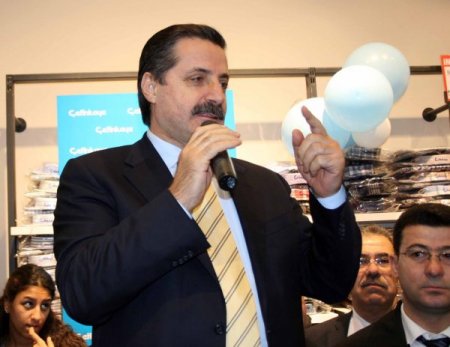 Bakan Çelik: Dünyada işsizlik artıyor, ama bizde düşüyor