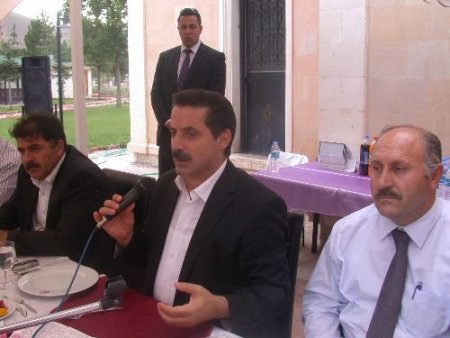 Bakan Çelik İle Emekli Arasında Maaş Tartışması