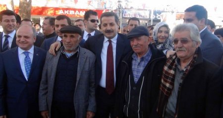 Bakan Çelik: Siyaset üstü bir el ile çözüme ulaşılacak