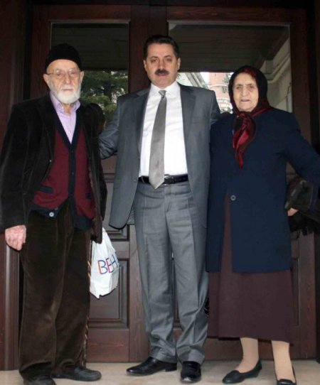 Bakan Çelik: Sözleşmeli belediye personelini bu dönemde kadroya alacağız