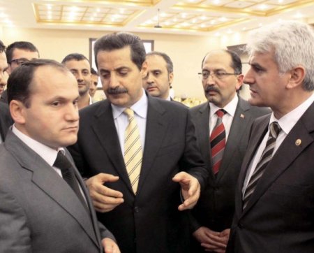 Bakan Çelik: Taşeron işçilerin sorunlarını çözeceğiz