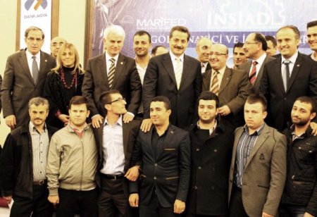 Bakan Çelik: Taşeron işçilerin sorunlarını çözeceğiz