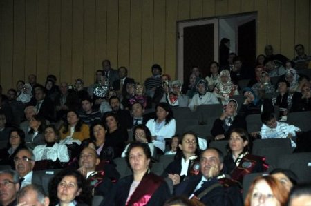 Bakan Çelik: Üniversiteler, Devletle Millet Arasındaki Meselede Öncülük Etmeli