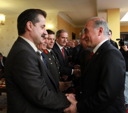 Bakan Çelik: Zor bir süreçten geçerken Kurban Bayramı'nı idrak ediyoruz