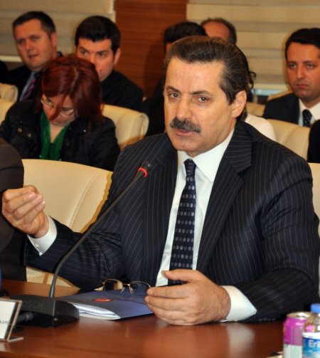 Bakan Çelik'ten 657 sayılı kanun ile kamuda rotasyon açıklaması