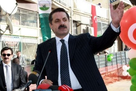 Bakan Çelik'ten: Emeklilerin Maaşı Bağlanırken Emeğin Payı, Yüzde 30'luk Pay Veriliyor