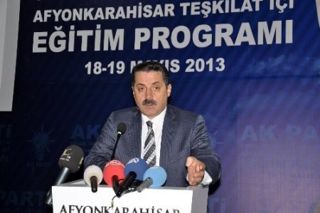 Bakan Çelik'ten Kılıçdaroğlu'na: Büyük lokma ye, büyük laf konuşma