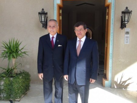 Bakan Davutoğlu Suudi mevkidaşıyla görüştü