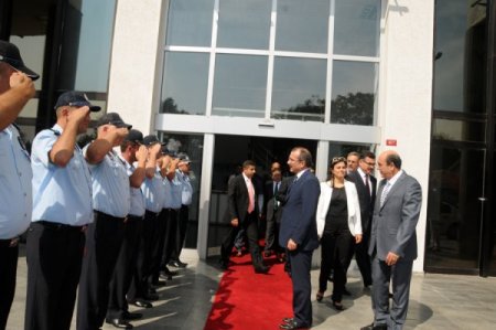 Bakan Dinçer, Balıkesir Belediyesi'ni ziyaret etti