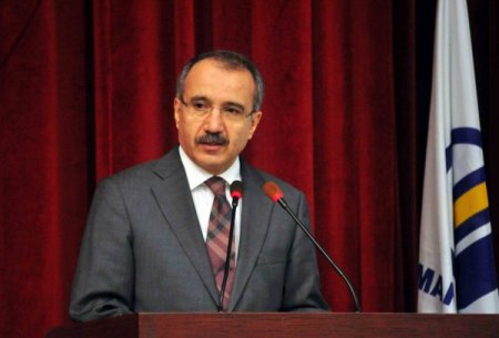 Bakan Dinçer: 12 yıllık eğitimle bütün çocuklarımızı üniversiteli yapacağız