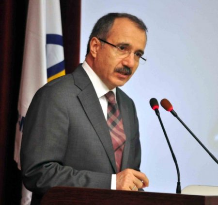 Bakan Dinçer: 12 yıllık eğitimle bütün çocuklarımızı üniversiteli yapacağız