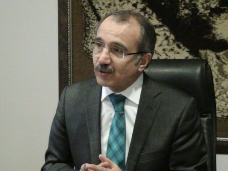 Bakan Dinçer'e fen lisesi öğrencisinden 'Dershaneler niçin kapanıyor’ sorusu