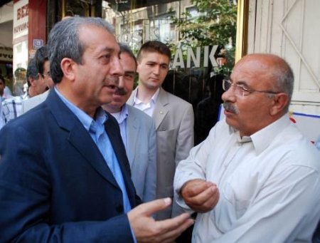 Bakan Eker, Batman'da Esnafı Ziyaret Etti