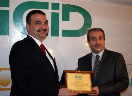 Bakan Eker İzmir'de Tarım Ve Gıda Sektörü Temsilcileriyle Biraraya Geldi