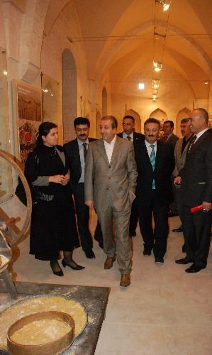 Bakan Eker: Vatandaşımıza Helva Yapmayı Öğretmeliyiz