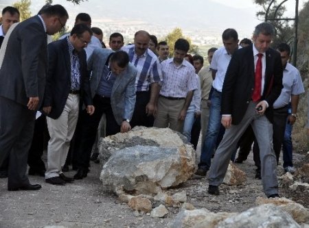 Bakan Ergin, Hatay’da devam eden yatırımları inceledi