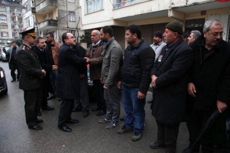 Bakan Ergin, şehit ailesine taziye ziyaretinde bulundu
