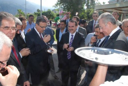 Bakan Ergin: Bayramdaki ateşkesin devamlı olmasını diliyoruz