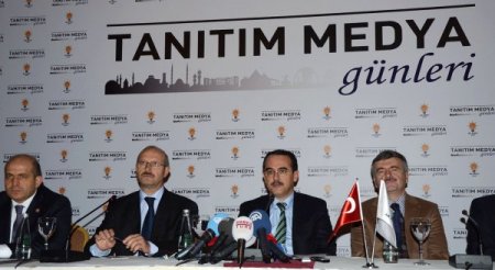 Bakan Ergin: Özal için başarılı bir otopsi yapılmıştır