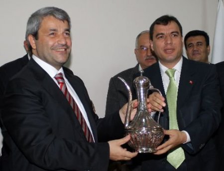 Bakan Ergün: Bugün Masaya Oturmayanlar, Yanlış Yaptıklarını Anlayacak