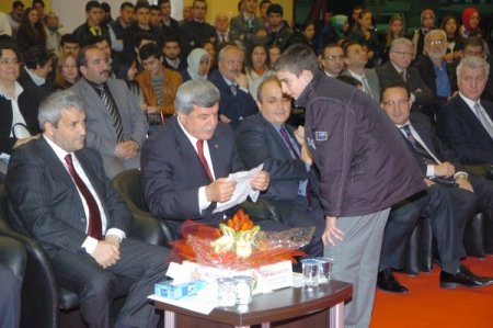 Bakan Ergün: İşini Kurmak İsteyen Öğrenciye 77 Bin Lira Destek Verilecek