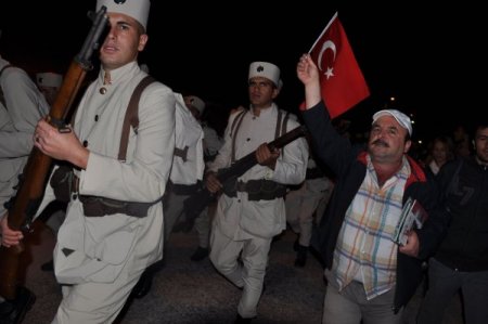 Bakan Eroğlu, 14 Kilometrelik 'Zafer Yürüyüşü'nü Başlattı