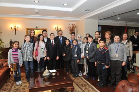 Bakan Eroğlu, Çocuk Meclisi Üyelerini Kabul Etti