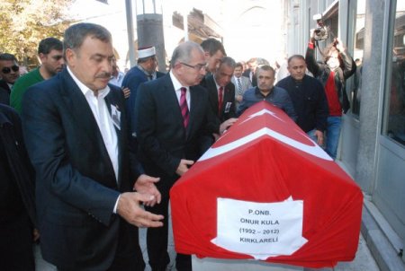 Bakan Eroğlu, Lüleburgaz'da cenaze törenine katıldı