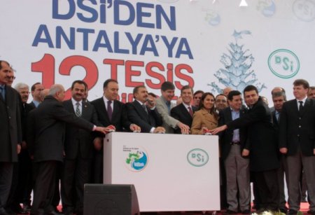 Bakan Eroğlu Antalya’da 13 tesisin temel atma ve açılışı törenine katıldı