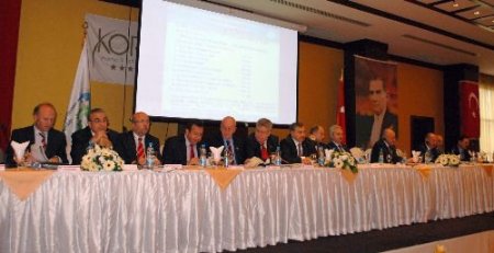 Bakan Eroğlu: Bal Ormancılığı Afyonkarahisar İçin Büyük Bir Potansiyel