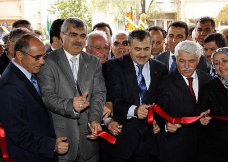 Bakan Eroğlu: Burdur'un Gap'ı Karaçal Barajı, 9 Gün Sonra Su Tutmaya Başlıyor