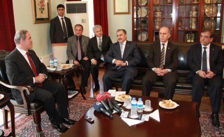 Bakan Eroğlu: On trilyondan küçük yatırımları ben, büyükleri Başbakanımız açıyor