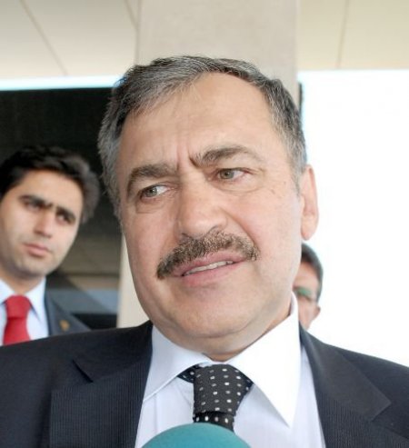 Bakan Eroğlu: Tasmasız Dolaştırılan Pittbul Ve Benzeri Vahşi Köpekler Mutlaka Toplatılacak