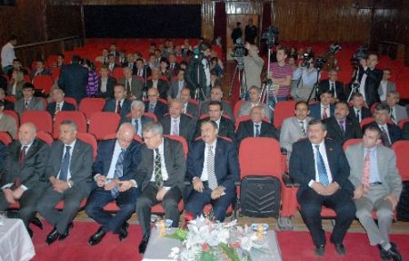 Bakan Eroğlu: Zafer Havalimanı'nın İhale Şartları Düzeltilerek Tekrar İlaheye Çıkılacak