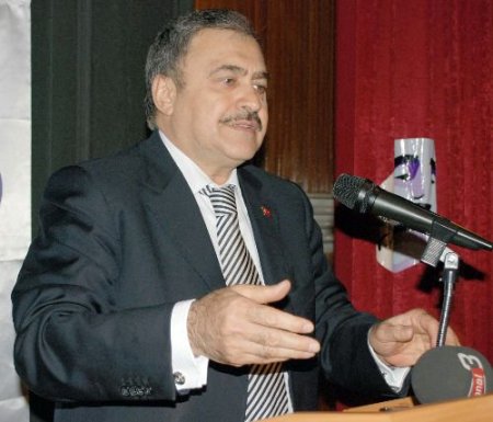 Bakan Eroğlu: Zafer Havalimanı'nın İhale Şartları Düzeltilerek Tekrar İlaheye Çıkılacak