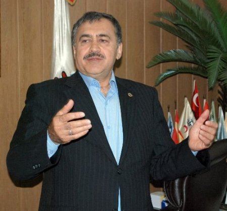 Bakan Eroğlu'ndan Vatandaşa: Önce Anayasaya Değişikliğini Okuyun, Sonra Vicdanınızın Sesini Dinleyin