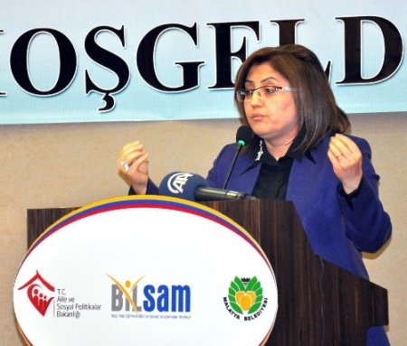 Bakan Fatma Şahin: Yılda 650 bin evlilik, 110 bin boşanma oluyor