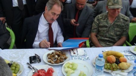 Bakan Günay, Barış’la barışı konuştu