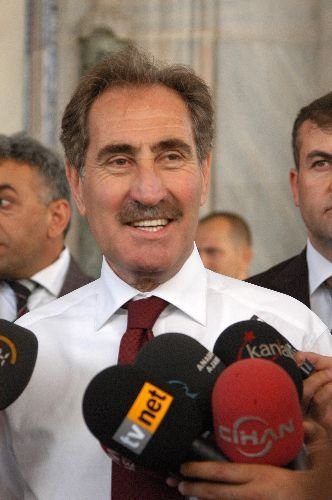 Bakan Günay, Restore Edilen Ayasofya Türbelerini İnceledi