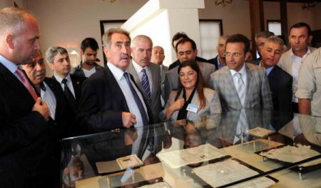 Bakan Günay: Barış kazanacak, insanlık kazanacak