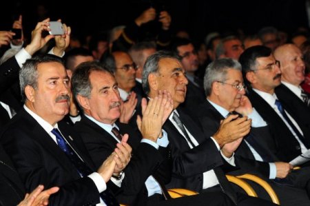 Bakan Günay: İzmir’e Ege Medeniyetler Müzesi kuracağız