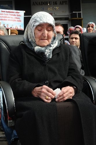 Bakan İsmet Yılmaz kültür merkezi temeli attı